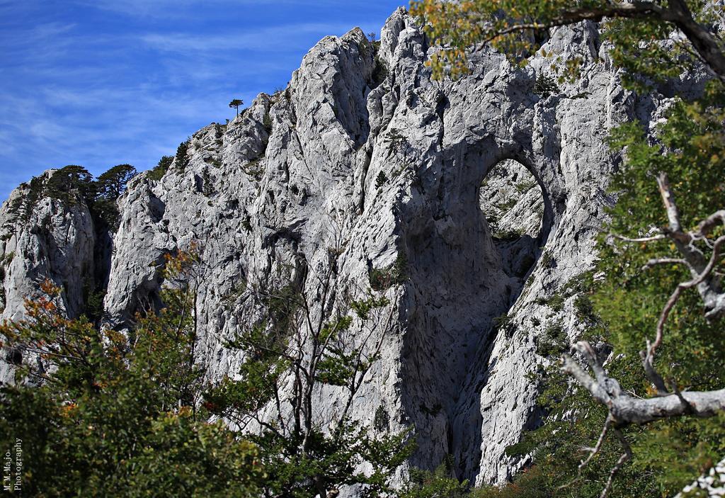 Hotel Rajna Starigrad Paklenica Buitenkant foto